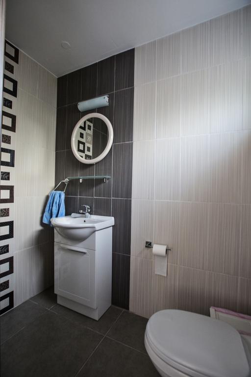 Merab Napa Suites Ayia Napa Bagian luar foto